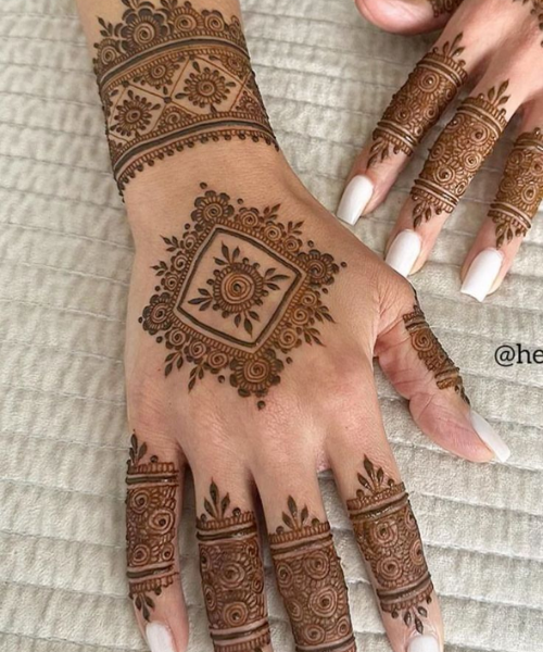 Back hand geometric design with arabic motifs 