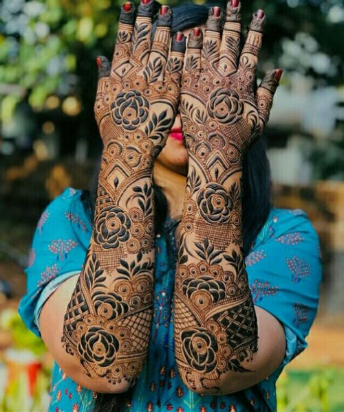 Floral Style Full Back Hand Mehndi