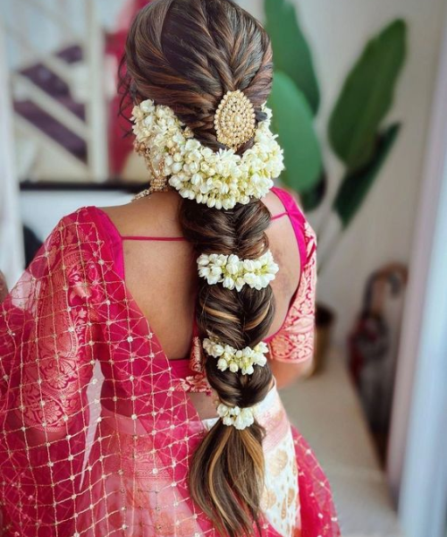 Gajra on Fishtail Braid with a small hair jewellery