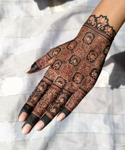 Back Hand Checker pattern mehndi with flower and vines