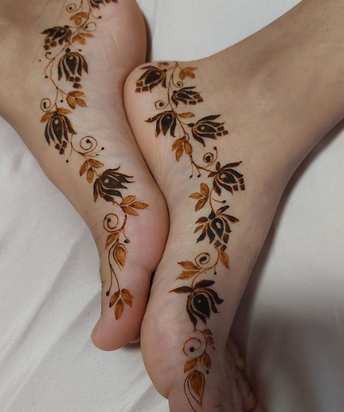 Elegant Lotus Vine Foot Mehndi