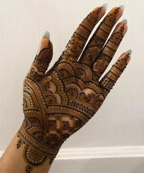 Elegant Arabic Mehndi with Layered Arches and Floral Detailing