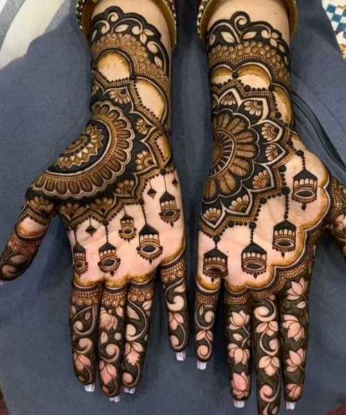 Mehndi Design with Hanging Lamps