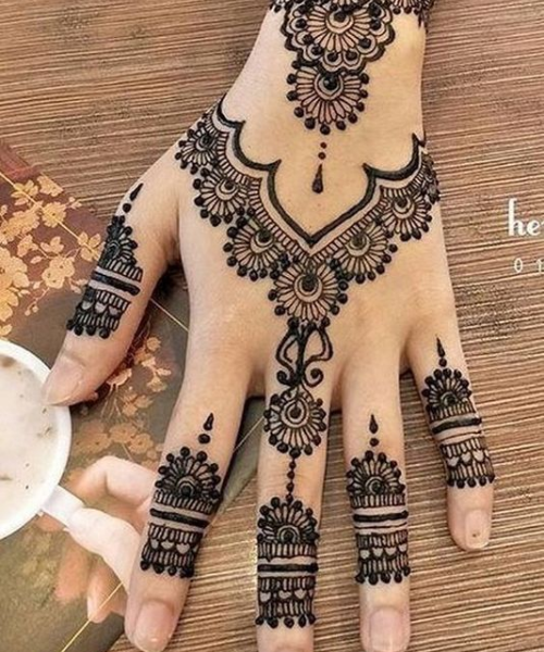 Graceful Arabic Mehndi with Mandala Touch