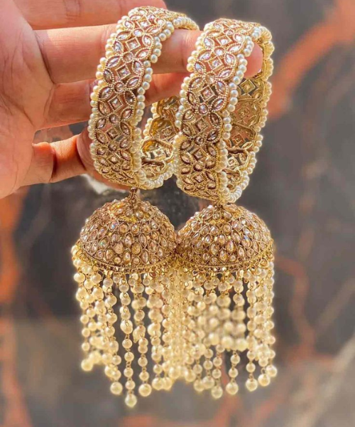 Elegant Dome-Shaped Kalire with Pearl Detailing