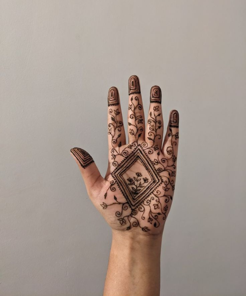 Geometric Frame with Delicate Floral Vine Accents