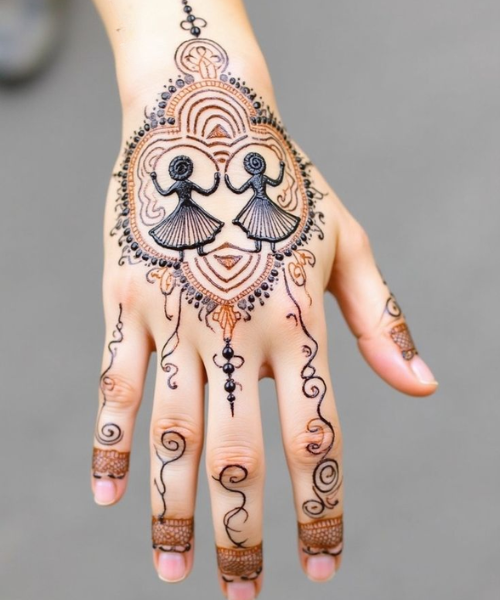 Dandiya Dance Mehndi for Navratri Vibes