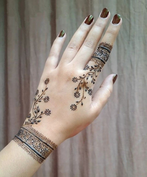 Floral Vine Mehndi for a Minimal Look