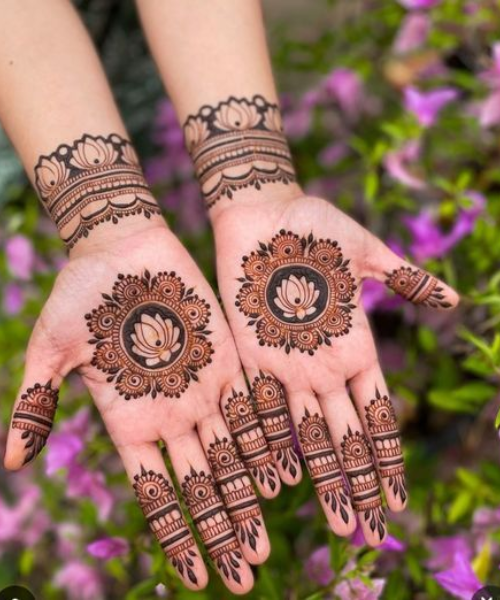 Lotus Mandala Mehndi for Navratri Glow