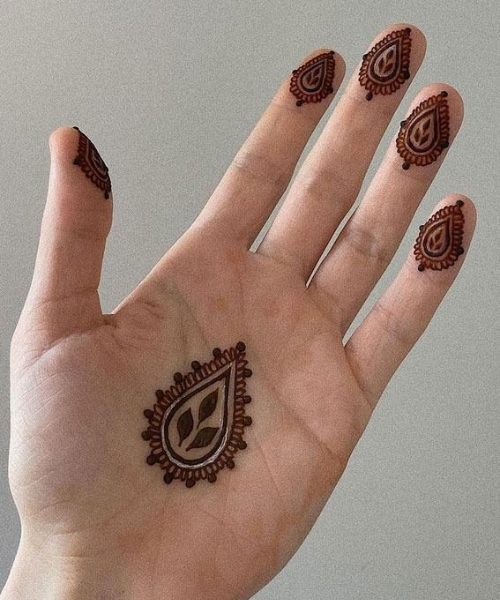 Bold Paisley Drops for Front Hand Look