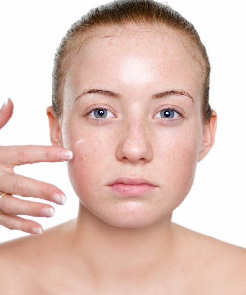 Use a Mattifying and Long-Wear Primer