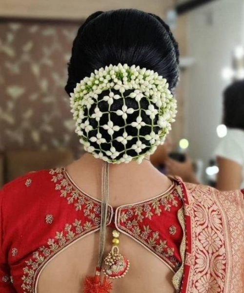 Mogra Net Bun for Classic Brides