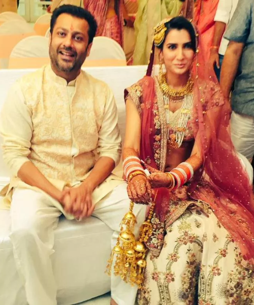 Abhishek Kapoor-Pragya Yadav