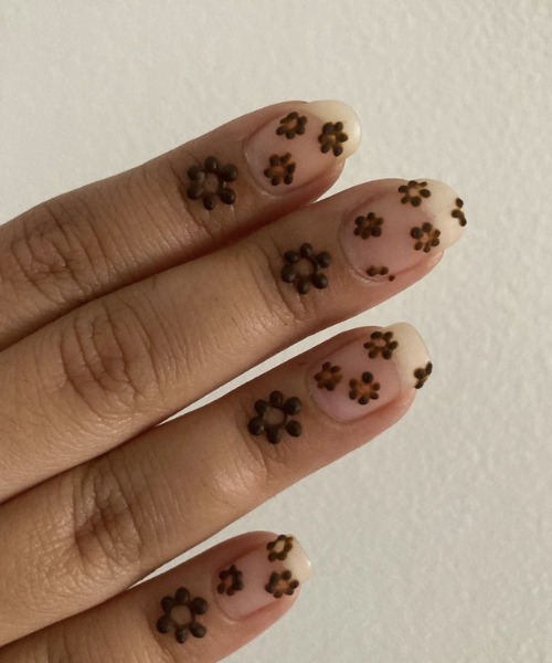 Minimal Floral Tips for Chic Vibes