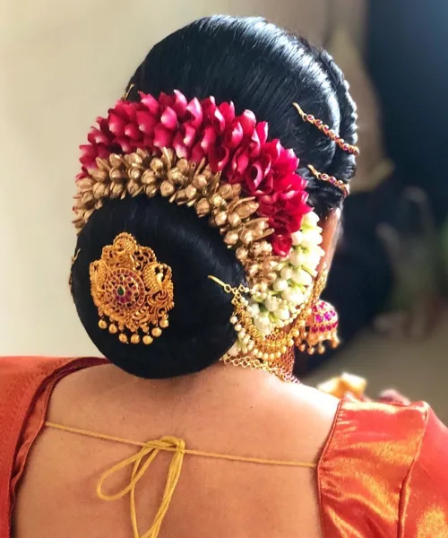 Elegant Bun with Red & White Floral Gajra